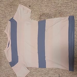 I'm selling a girls' tee-shirt 16-18 old navy pink,white, and blue